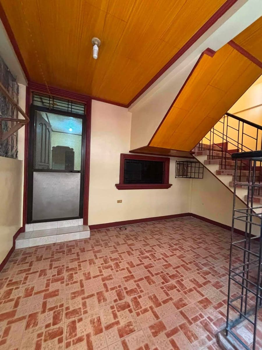 🔥 BEDSPACE ALERT — WALKING DISTANCE TO BGC! 🔥 - photo 1
