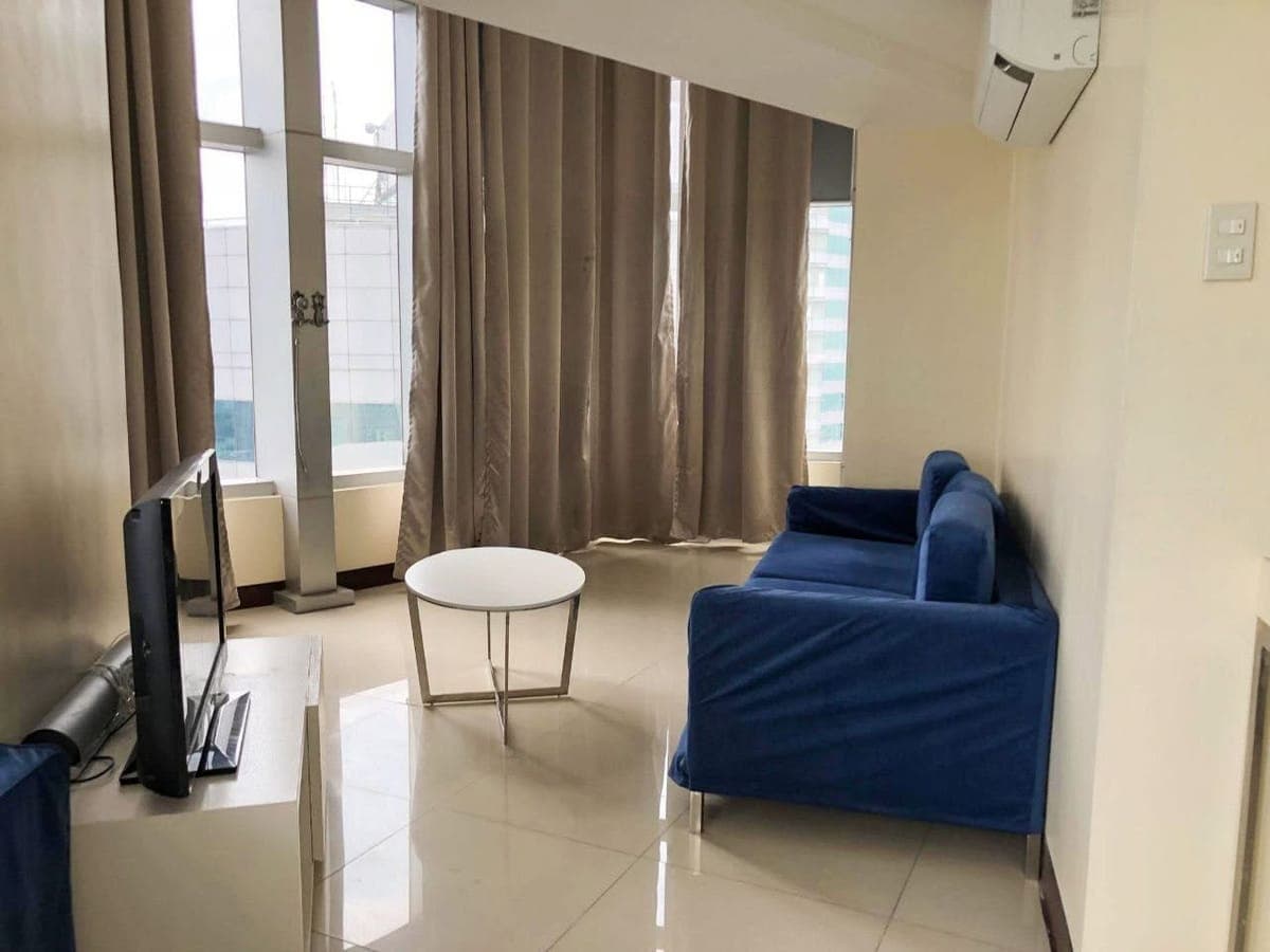 🏙️ **FOR LEASE / RENT** - photo 3