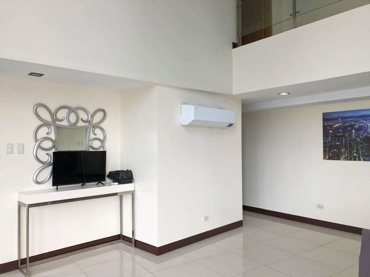 🏙️ **FOR LEASE / RENT** - photo 4
