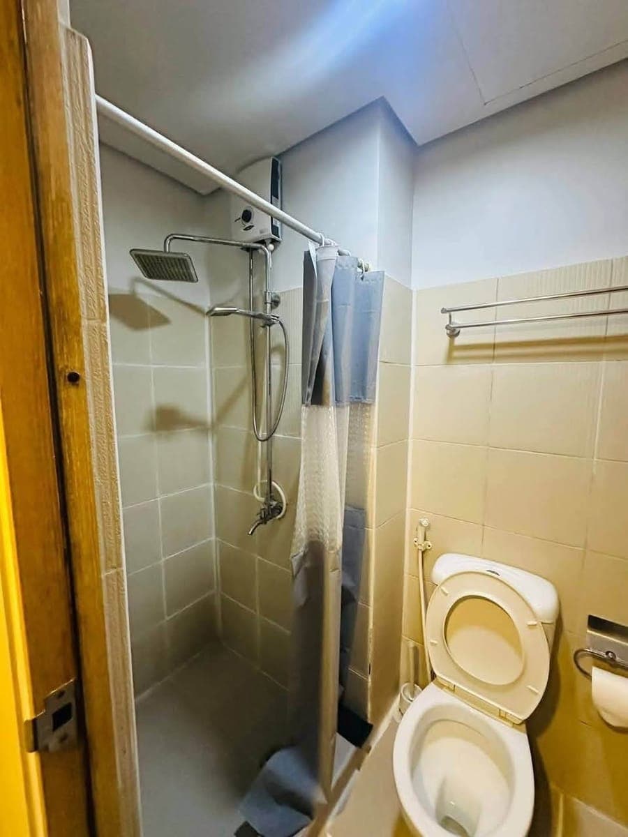 FOR RENT CONDO UNIT ‼️‼️ - photo 5