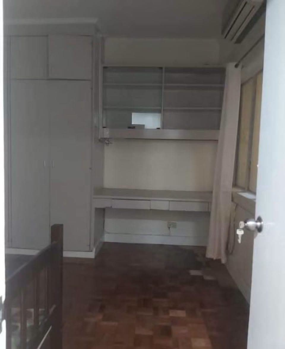 For Rent: Semi-Furnished 3-Bedroom Condo in Cityland 9 Makati City (ER1346) - photo 1