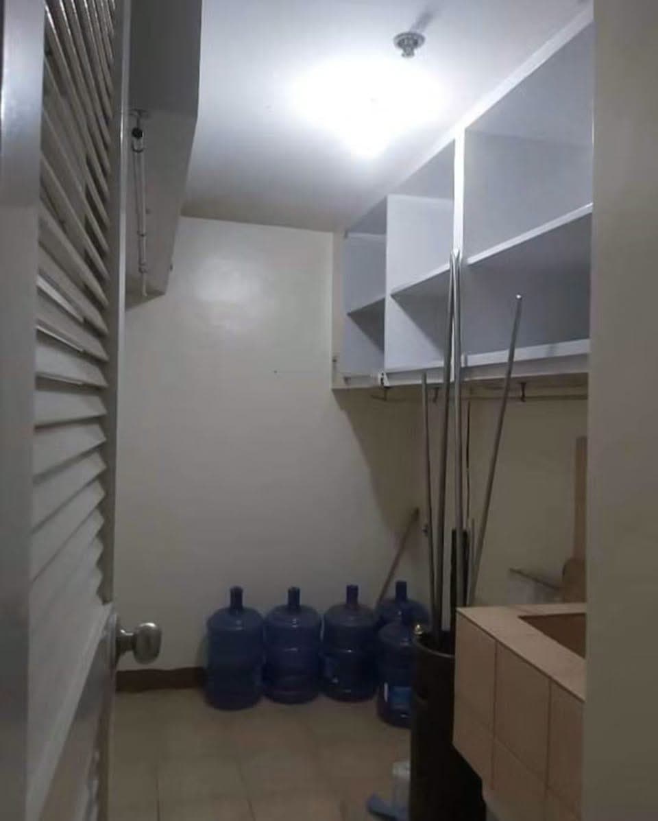 For Rent: Semi-Furnished 3-Bedroom Condo in Cityland 9 Makati City (ER1346) - photo 2