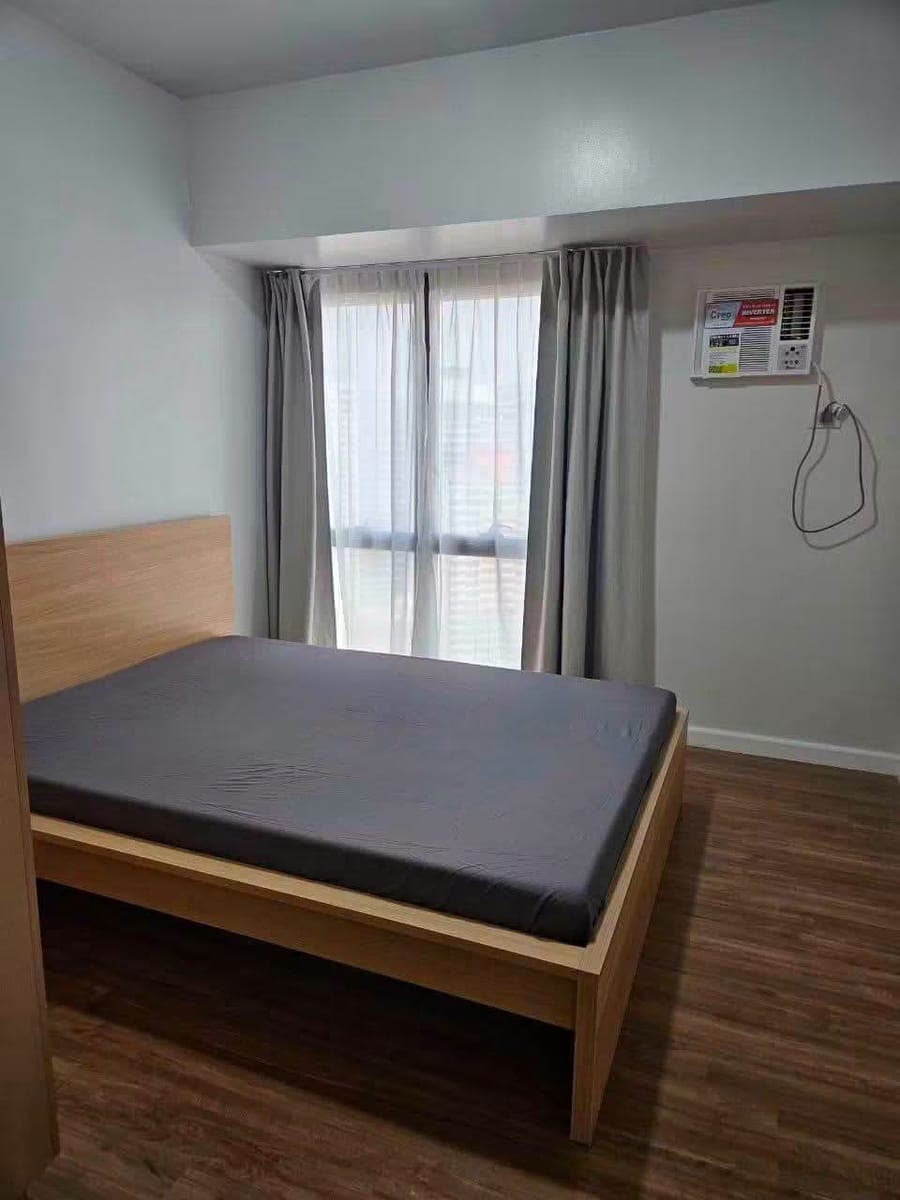 For Rent 3Br at Gentry Residences - photo 1