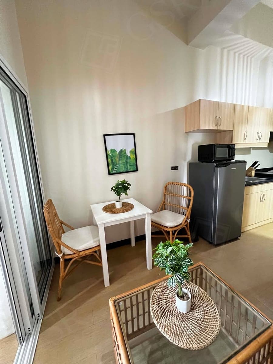 **Fully Furnished One Bedroom Unit For Lease at Sheridan Towers ** - photo 4