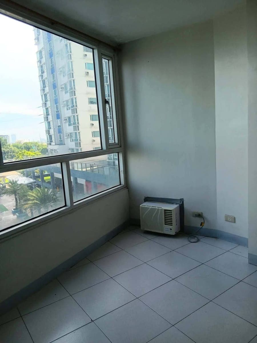 RUSH FOR RENT‼️CONDO UNIT‼️ - photo 2