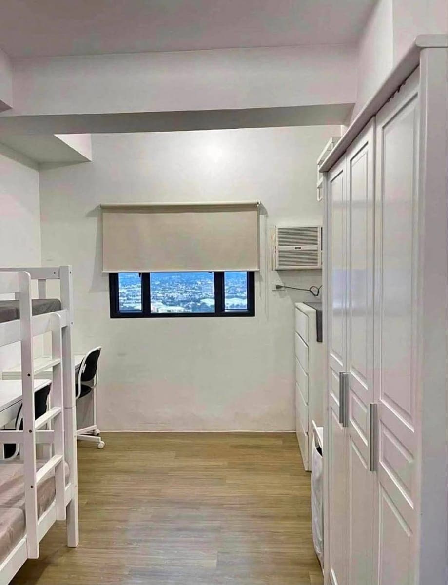 FOR RENT: ₱20,000/month. - Inclusive condo dues - photo 5
