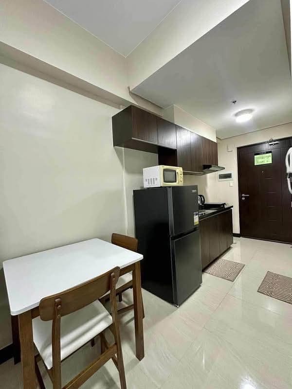 RUSH CONDO FOR RENT – Aurora Escalades, Cubao - photo 2