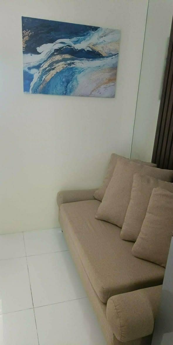 Rush looking for possible tenant 1bdrm furnished long term - photo 5