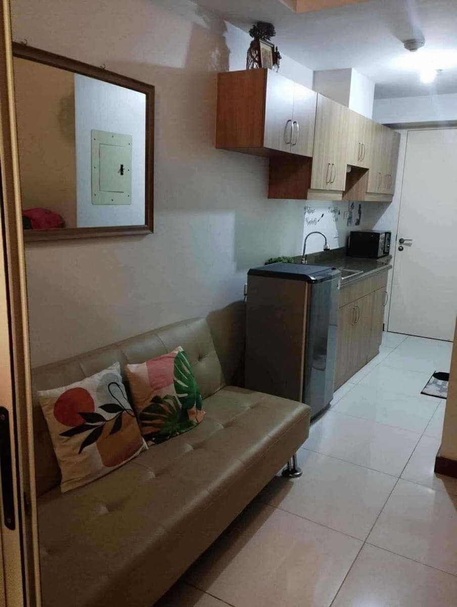 🏙️✨ FOR RENT: DMCI Brio Tower – Makati ✨🏙️ - photo 1