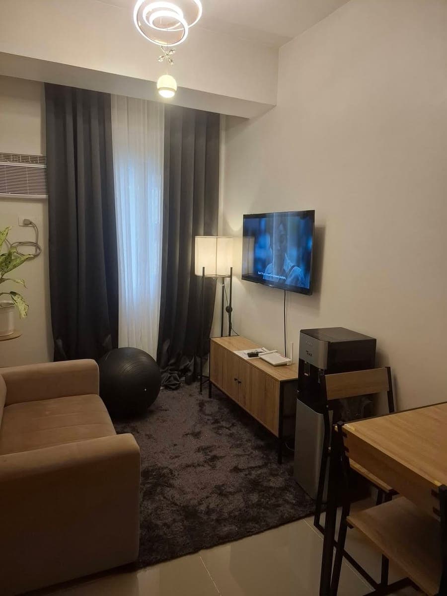 18k lang 2BR Fully Furnished na condo na inclusive na ang condo dues (electricity and water excluded) - photo 3
