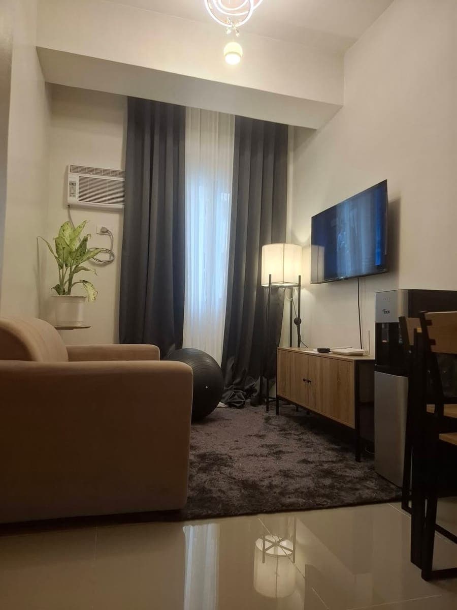 18k lang 2BR Fully Furnished na condo na inclusive na ang condo dues (electricity and water excluded) - photo 4