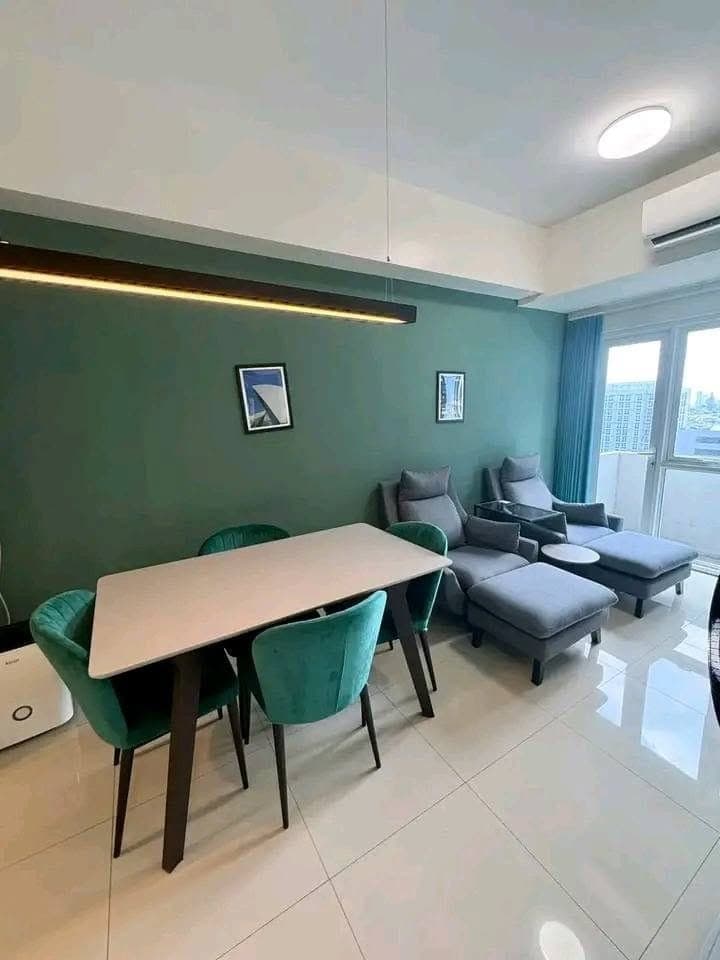 𝐅𝐎𝐑 𝐑𝐄𝐍𝐓 Condo Unit at 100West Makati - photo 2
