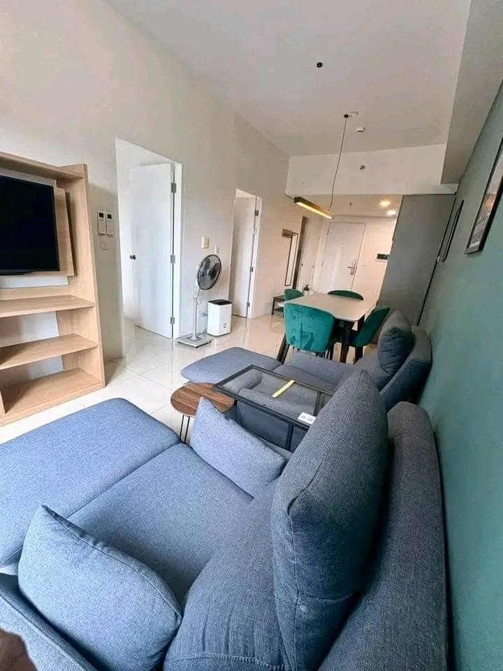 𝐅𝐎𝐑 𝐑𝐄𝐍𝐓 Condo Unit at 100West Makati - photo 3