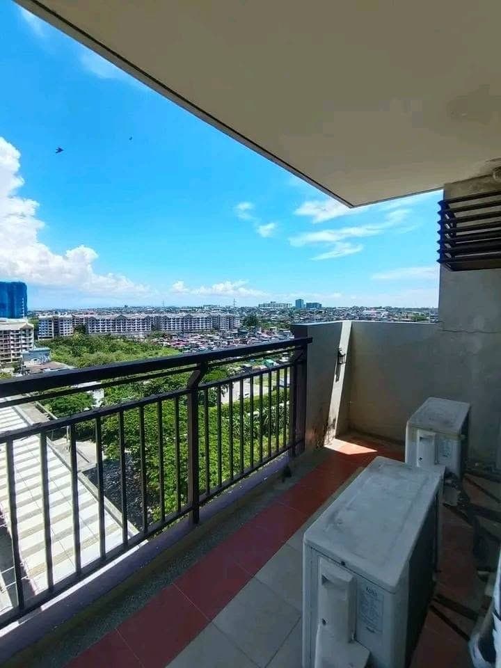 𝐅𝐎𝐑 𝐑𝐄𝐍𝐓 Condo Unit at 100West Makati - photo 1
