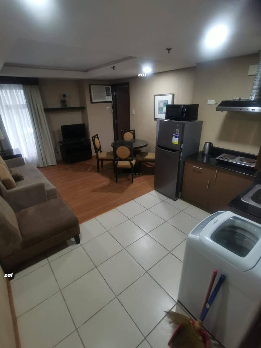 FOR RENT/LEASE: - photo 1