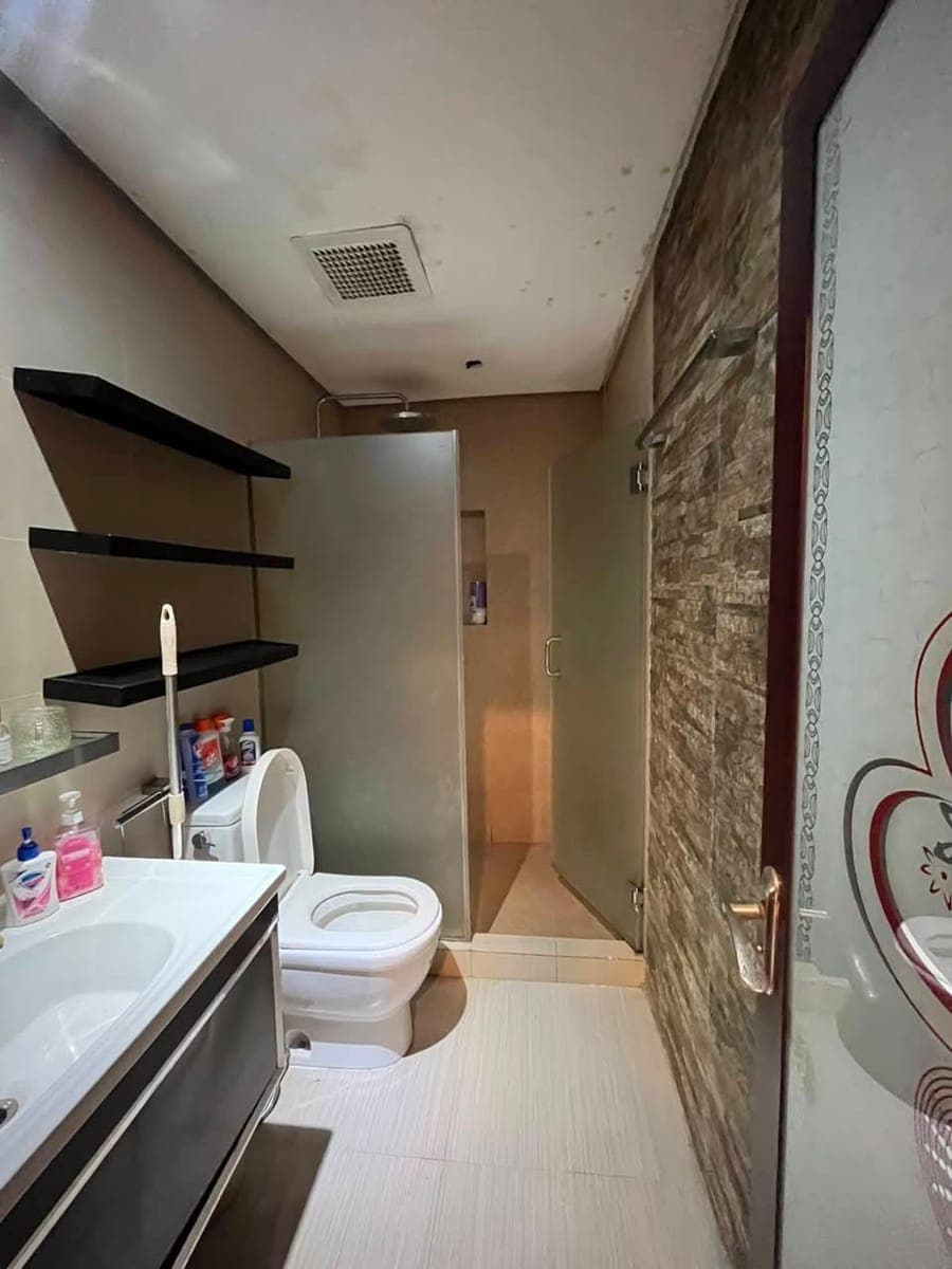 FOR RENT: 1BR Condo Unit w/ Balcony - photo 5