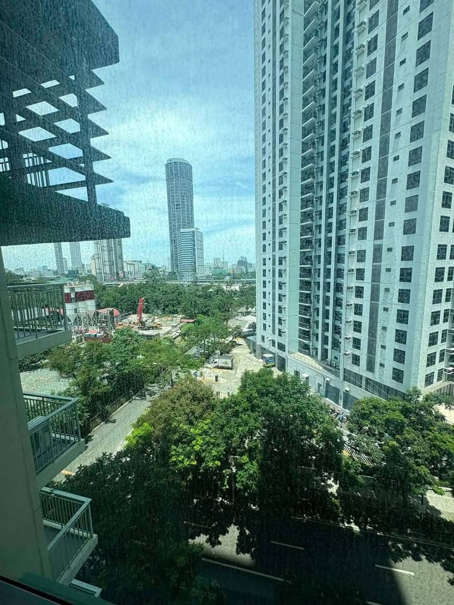 For Rent: - photo 1