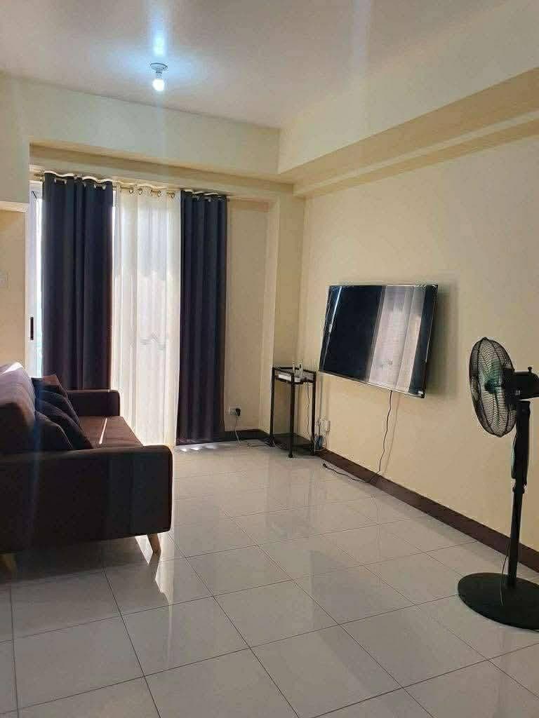 AVAILABLE FOR RENT: 2 Bedroom Unit in DMCI Zinnia Towers, Quezon City - photo 1