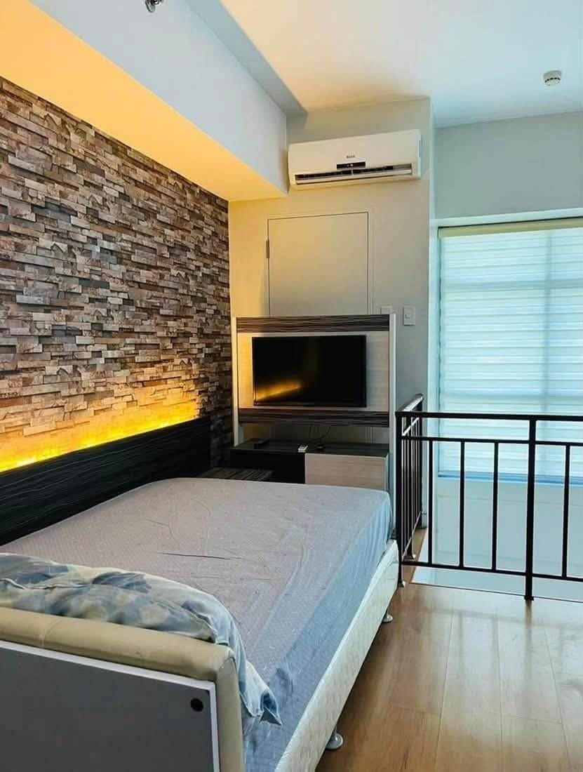 For rent: Eton Parkview📍Gamboa St, Legazpi Village Makati City. - photo 1