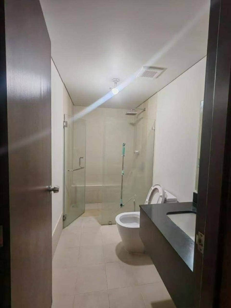 For rent - Kroma Tower Makati - photo 4