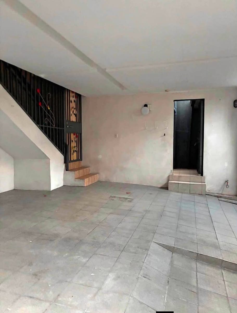 FOR RENT: 4 STOREY TOWNHOUSE in San Juan City. - photo 2