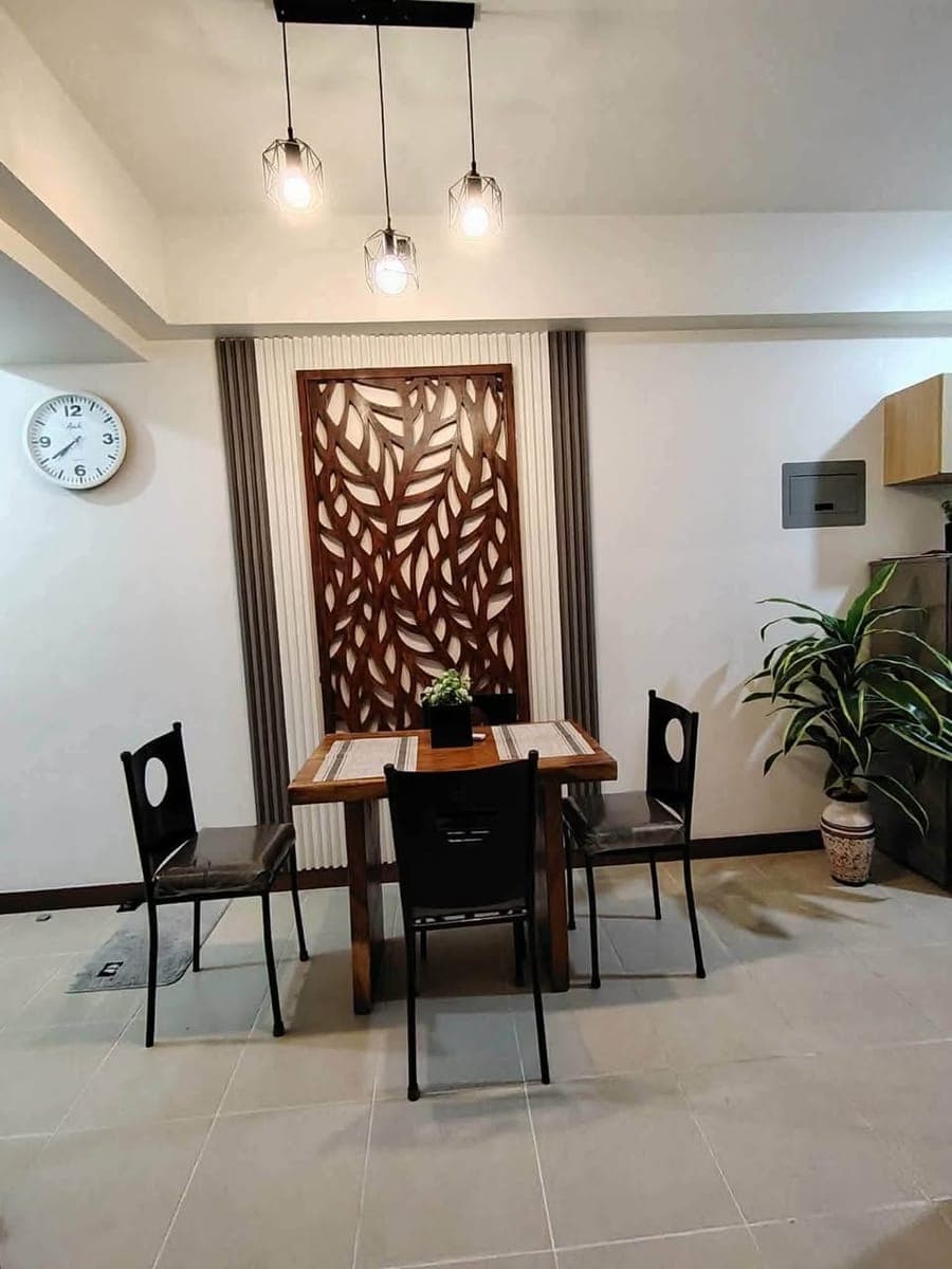 AVAILABLE FOR LEASE - photo 1