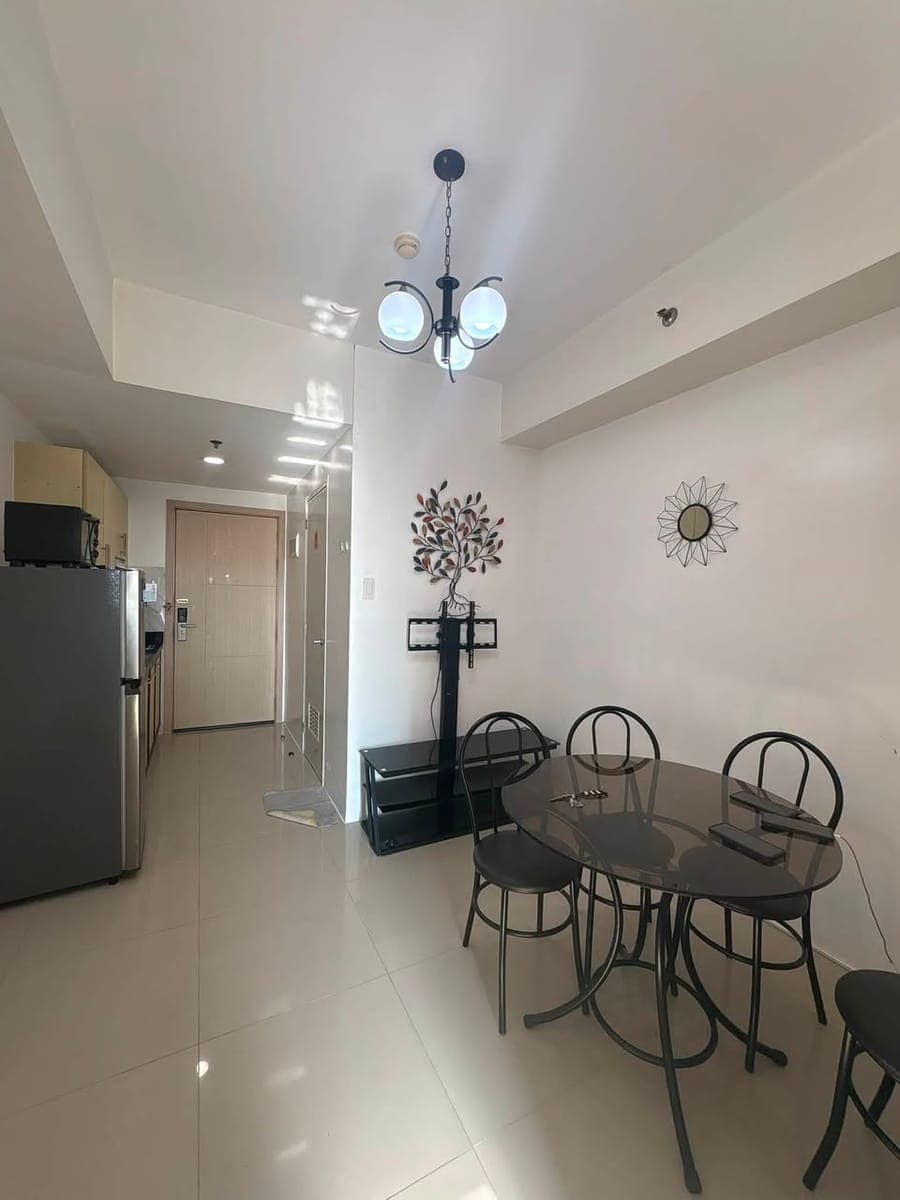 FOR LEASE GRASS RESIDENCES BESIDES SM NORTH EDSA - photo 2