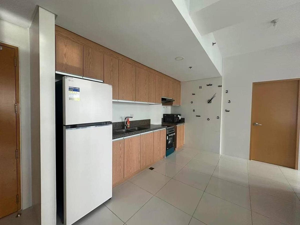 BGC | Condo for Rent – Direct Listing - photo 2