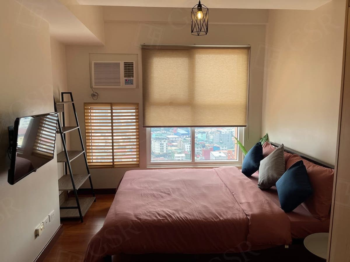 **Fully Furnished Studio Unit For Lease at Paseo De Roces ** - photo 5