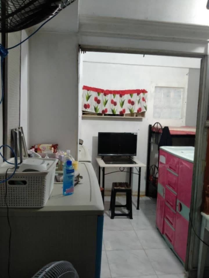 **MALE & FEMALE BEDSPACE FOR RENT IN MAKATI** - photo 1