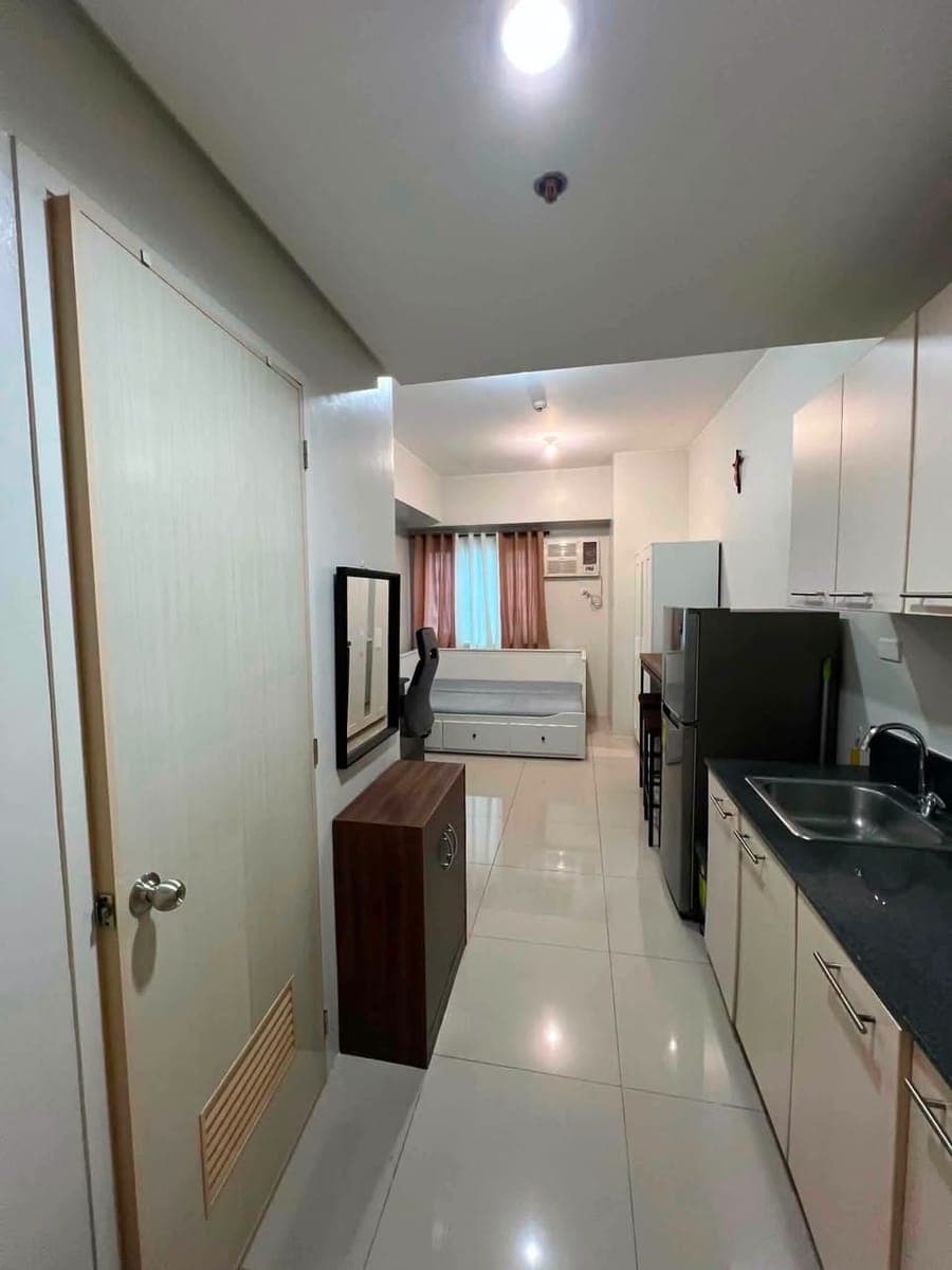 🏡RUSH  !  Studio Unit Fully Furnished - photo 1