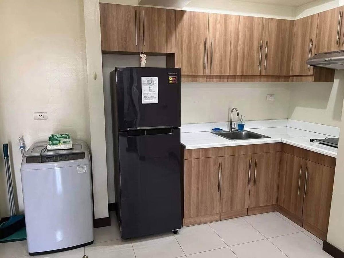 FOR RENT: ₱24,000/month. | Inclusive association dues - photo 2