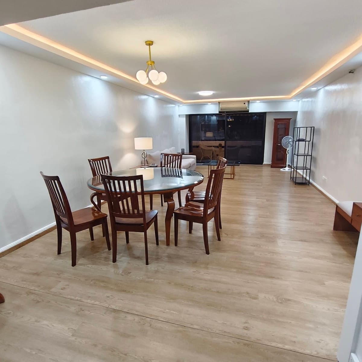GREENBELT CONDO FOR RENT IN MAKATI AT CENTURY PLAZA - photo 1