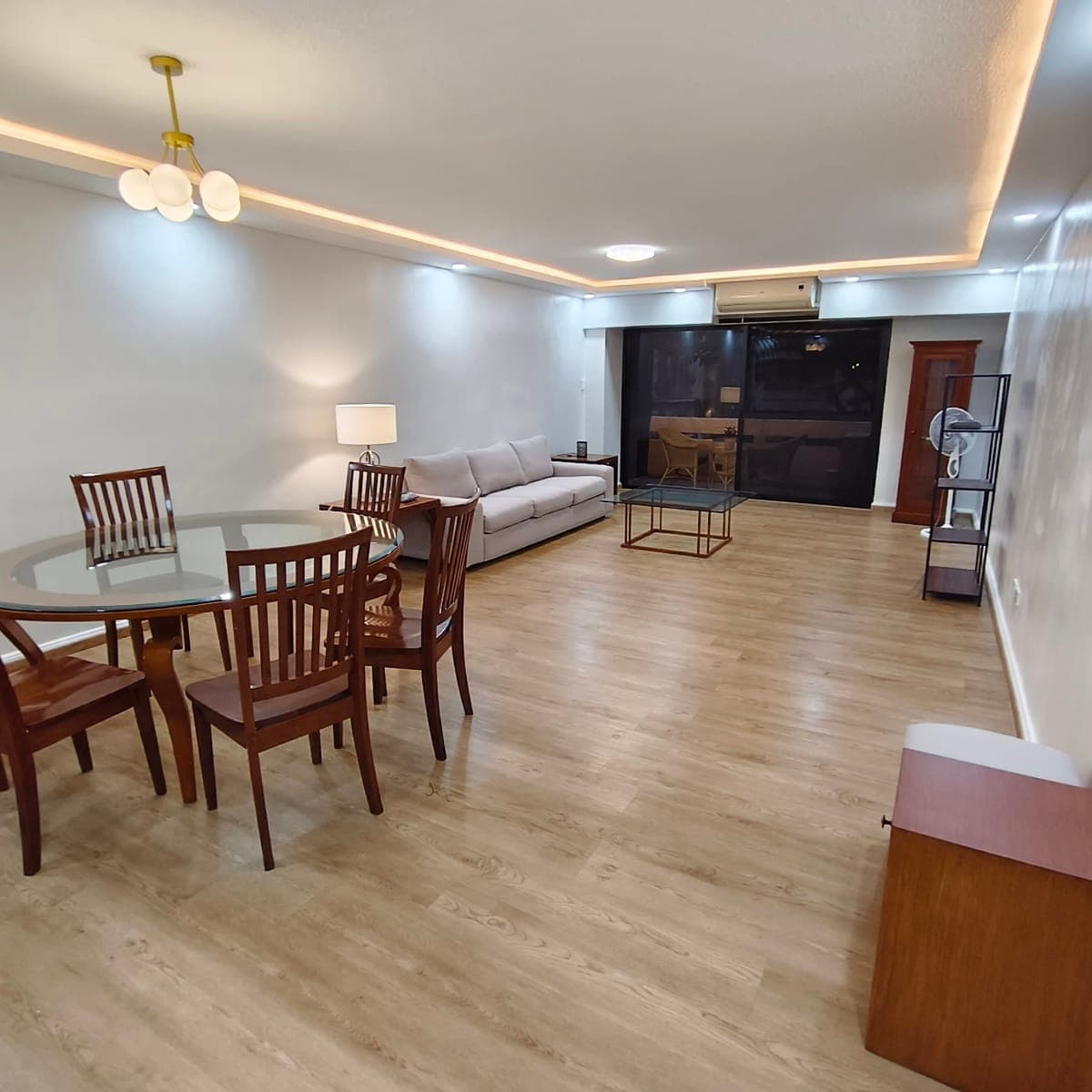 GREENBELT CONDO FOR RENT IN MAKATI AT CENTURY PLAZA - photo 3