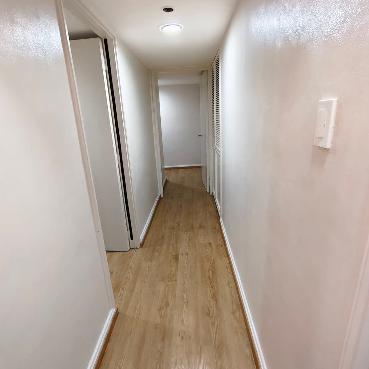 GREENBELT CONDO FOR RENT IN MAKATI AT CENTURY PLAZA - photo 5