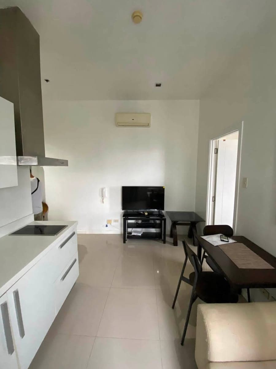 🏠 Knightsbridge Residences - photo 4