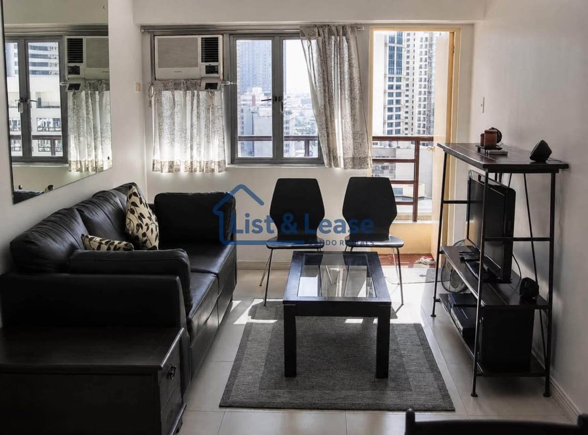 ✨ 𝑭𝑶𝑹 𝑹𝑬𝑵𝑻: 2 BEDROOM with BALCONY in MAKATI✨ - photo 1