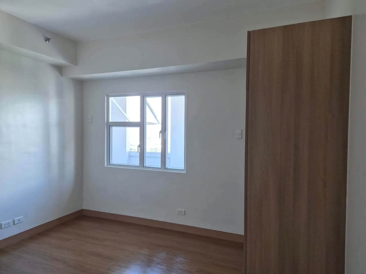 FOR RENT – Brand New - photo 2