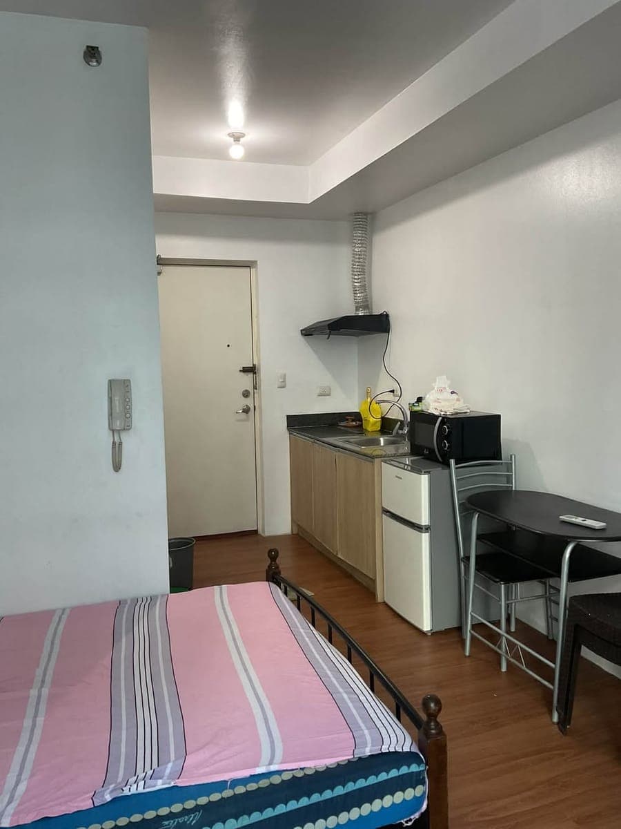 FOR RENT THE LINEAR CONDOMINIUM MALUGAY MAKATI - photo 3
