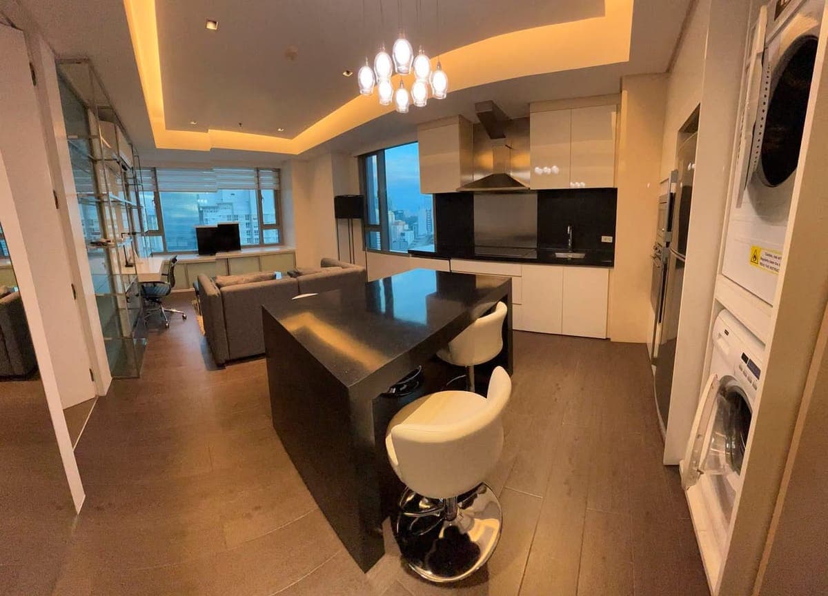 # **The Residences at the Alphaland Makati Place** - photo 5