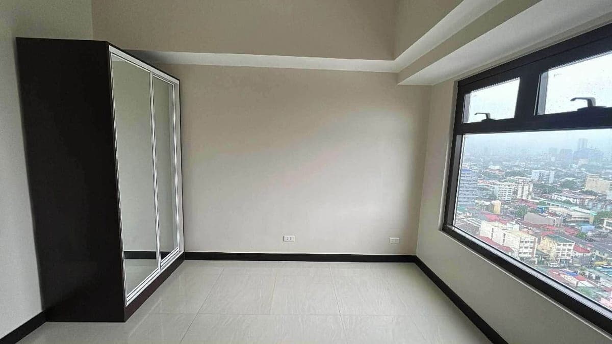 AURORA ESCALADES CUBAO FOR RENT 📌 READ DETAILS ⬇️ ⬇️ 16k DETAILS BELOW ⬇️ - photo 3
