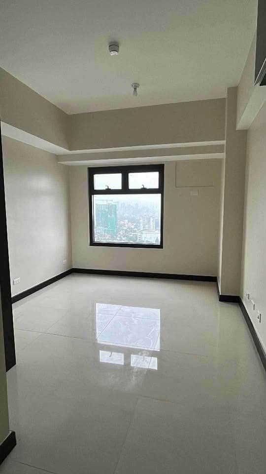 AURORA ESCALADES CUBAO FOR RENT 📌 READ DETAILS ⬇️ ⬇️ 16k DETAILS BELOW ⬇️ - photo 4