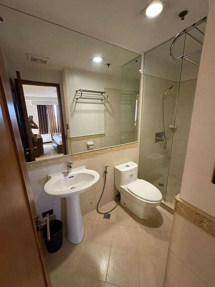 ❗️STEAL PRICED UNIT 1 + 1 TO MOVE-IN❗️ - photo 3