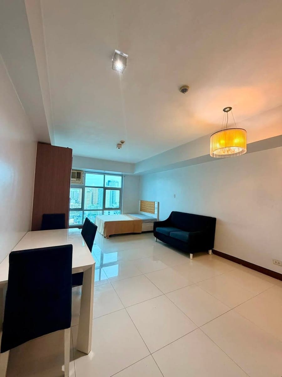 READ!RUSH!VIEWING @3:30PM!!; 25k 1+1 (1mon advance 1 mon deposit) Pet-friendly (1 small pet) - photo 1