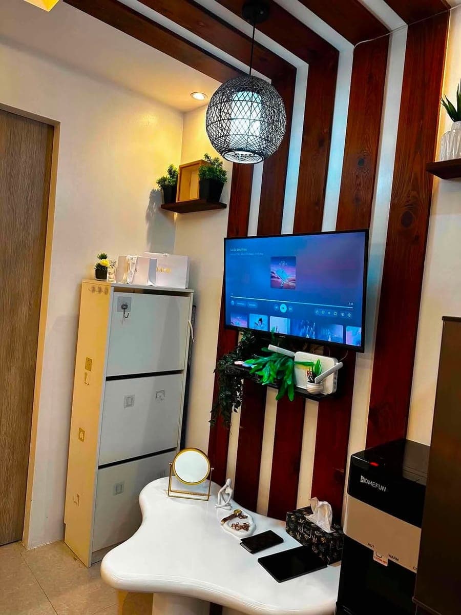 URGENT: Looking for 1 Female Condo Sharing Tenant (ASAP Move-In) - photo 4