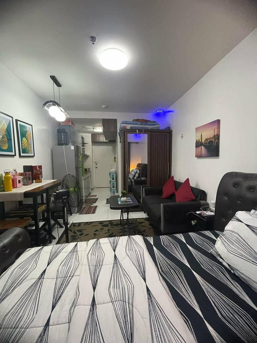 FOR RENT beside MRT kamuning - photo 2