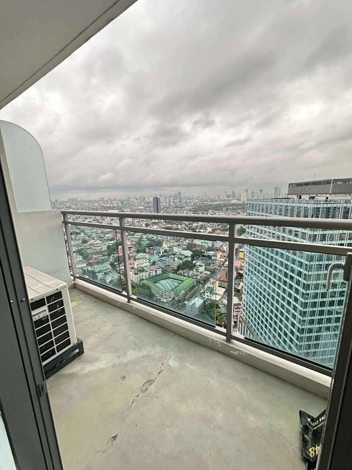 📍 CONDO UNIT FOR LEASE - photo 1