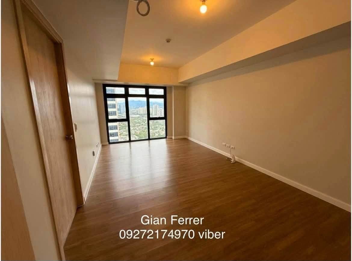 CONDO FOR RENT/SALE  AT THE HEART OF PASIG CITY (4km from BGC Taguig city!) - photo 4