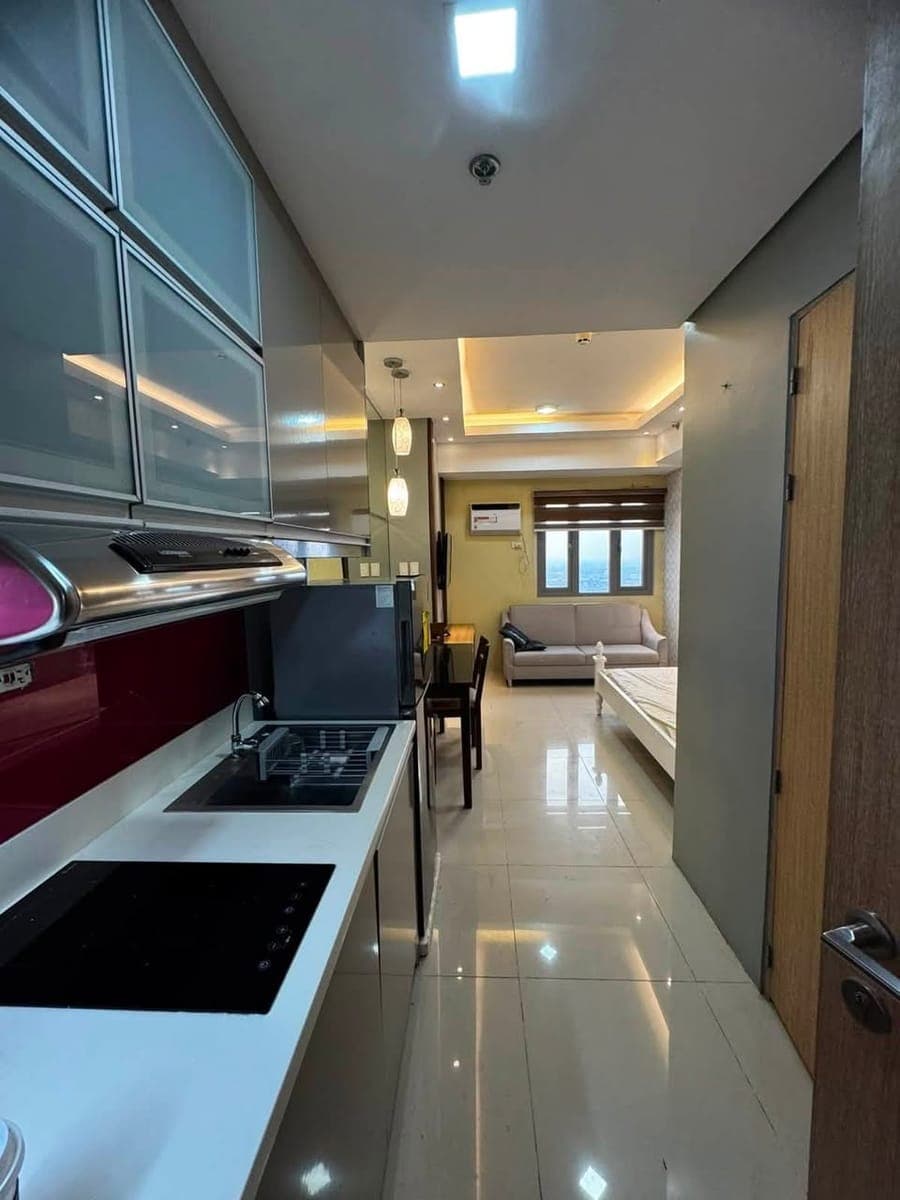 For Rent: - photo 1