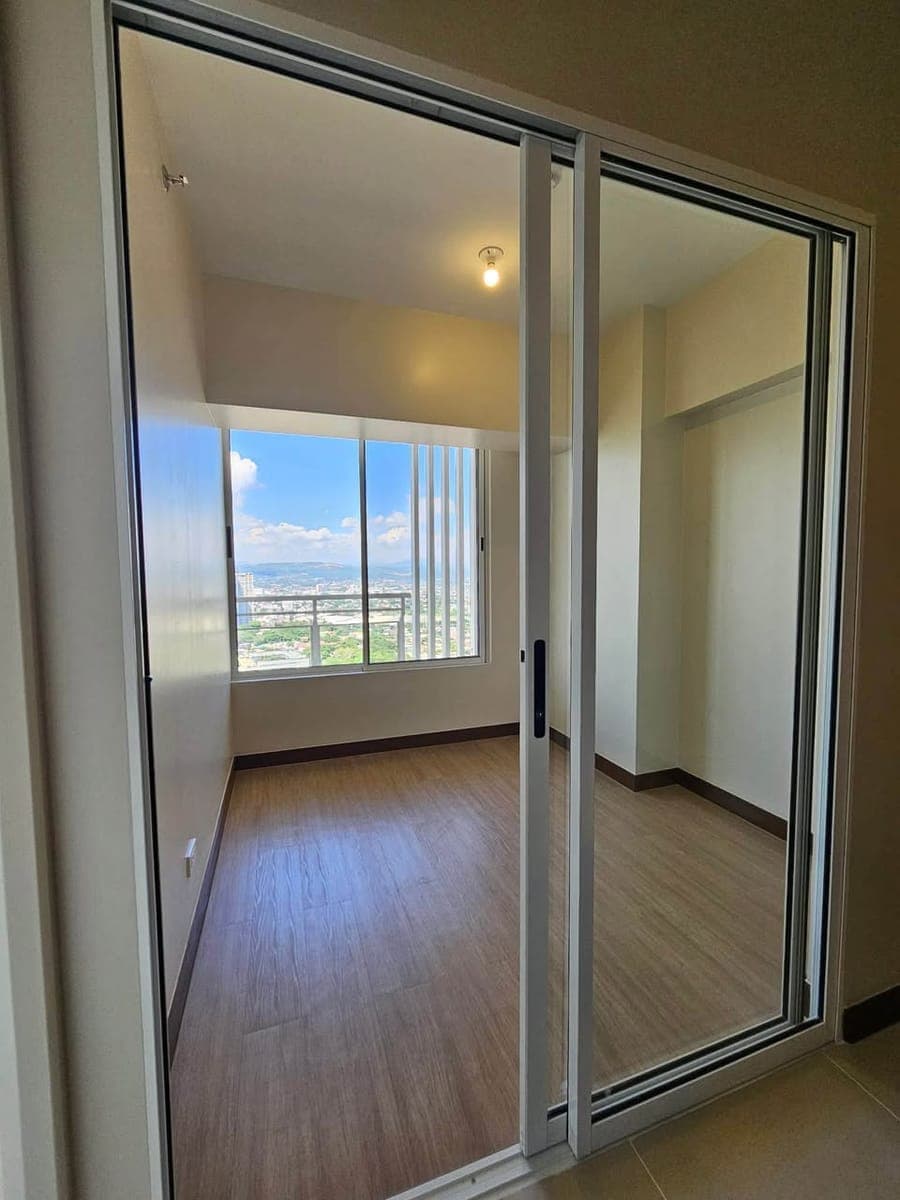 🏙️ FOR RENT | Brand New 60sqm Semi-Furnished 2BR Condo at The Oriana by DMCI Homes - photo 2